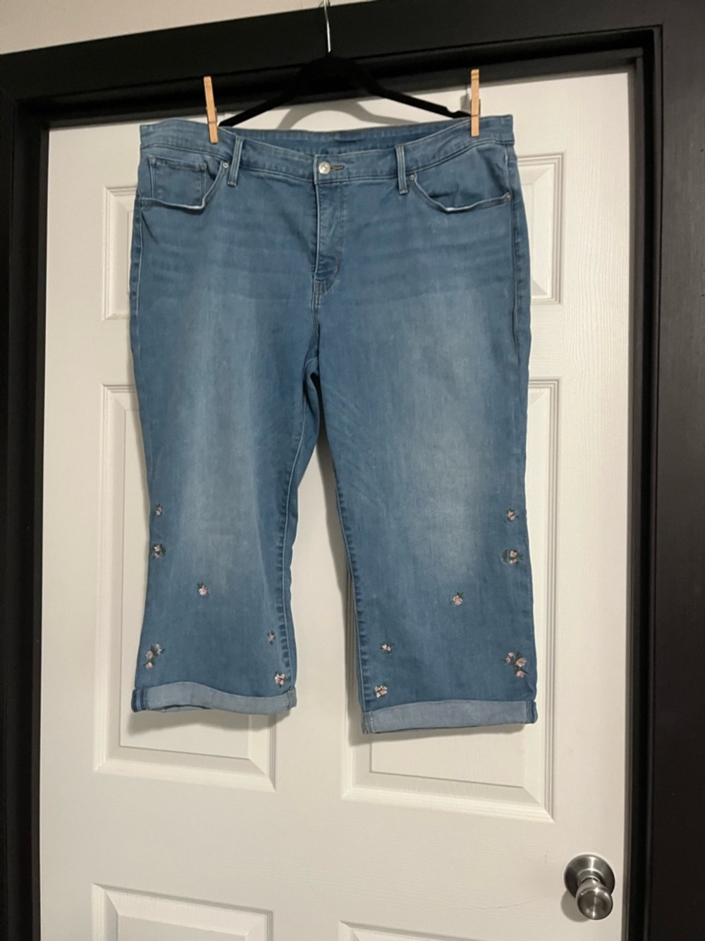 Levis  Jeans Capris